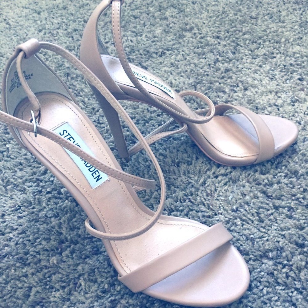Steve Madden Strappy Pumps